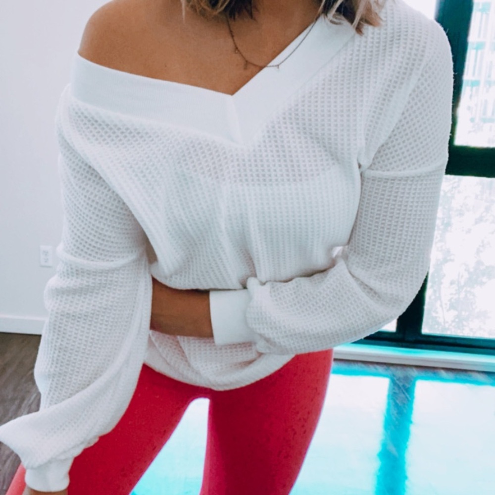 White waffle knit V neck
